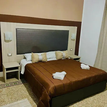 Alberto1 3* باليرمو